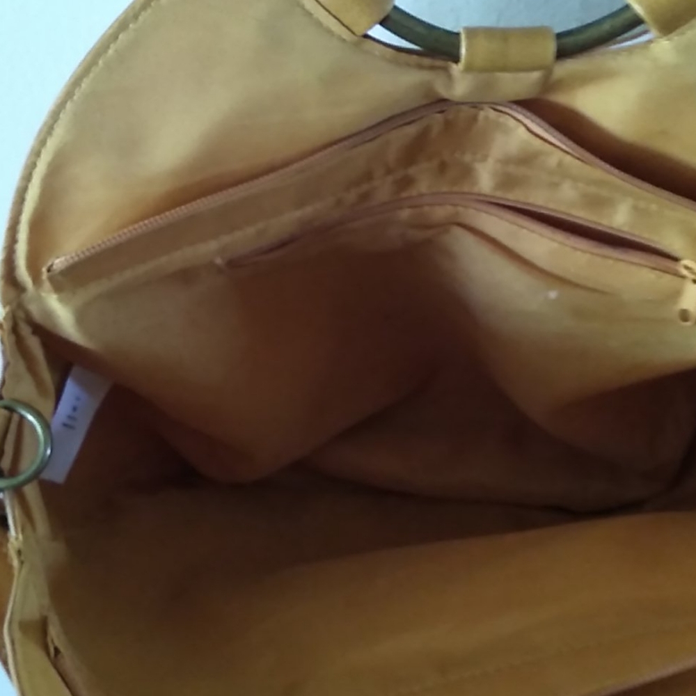 Purse - Picture 5 of 6